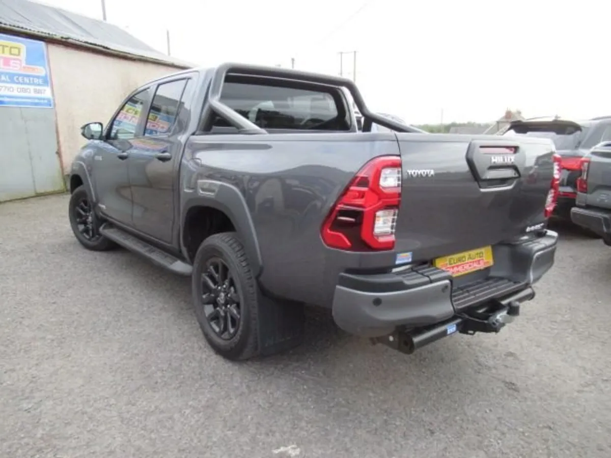 2.8 D-4D-h Invincible X Pickup 4dr Diesel Hybrid A - Image 2