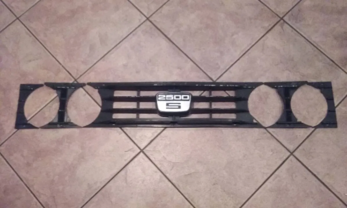 Triumph 2500S Grill - Image 4