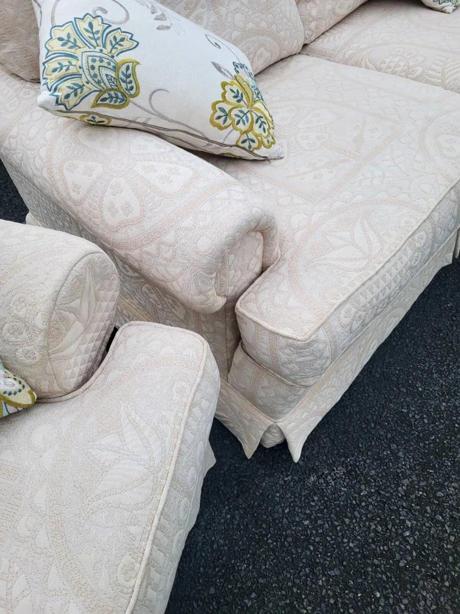 Fabulous 3 +2 Fabric Suite - Image 4