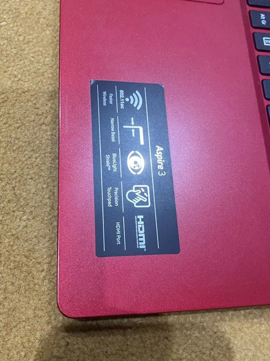 Acer Aspire 3 15.6in AMD A9 8GB 1TB Laptop - Image 3