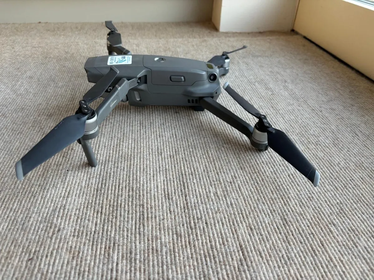 DJI Mavic 2 Zoom Drone Package Excellent Condition - Image 2