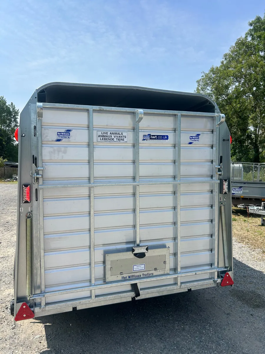 New Ifor Williams 12x6 Livedtovk Trailer - Image 4
