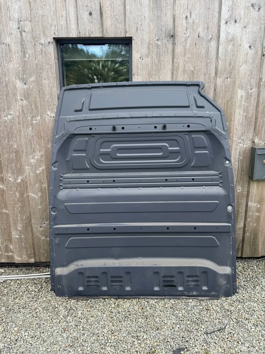 Mercedes sprinter bulkhead