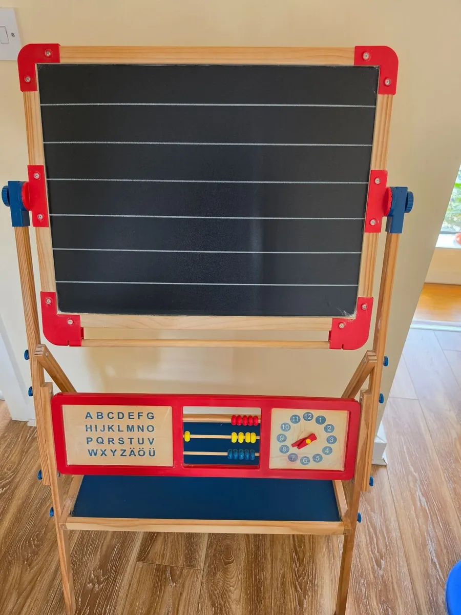 Wooden Art Easel for kids - Image 1