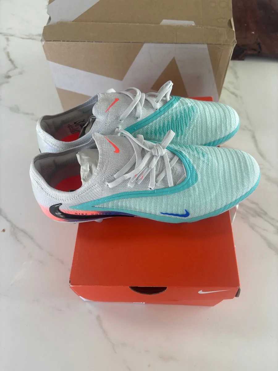 Nike Phantom 6 Elite Football Boots - Image 3
