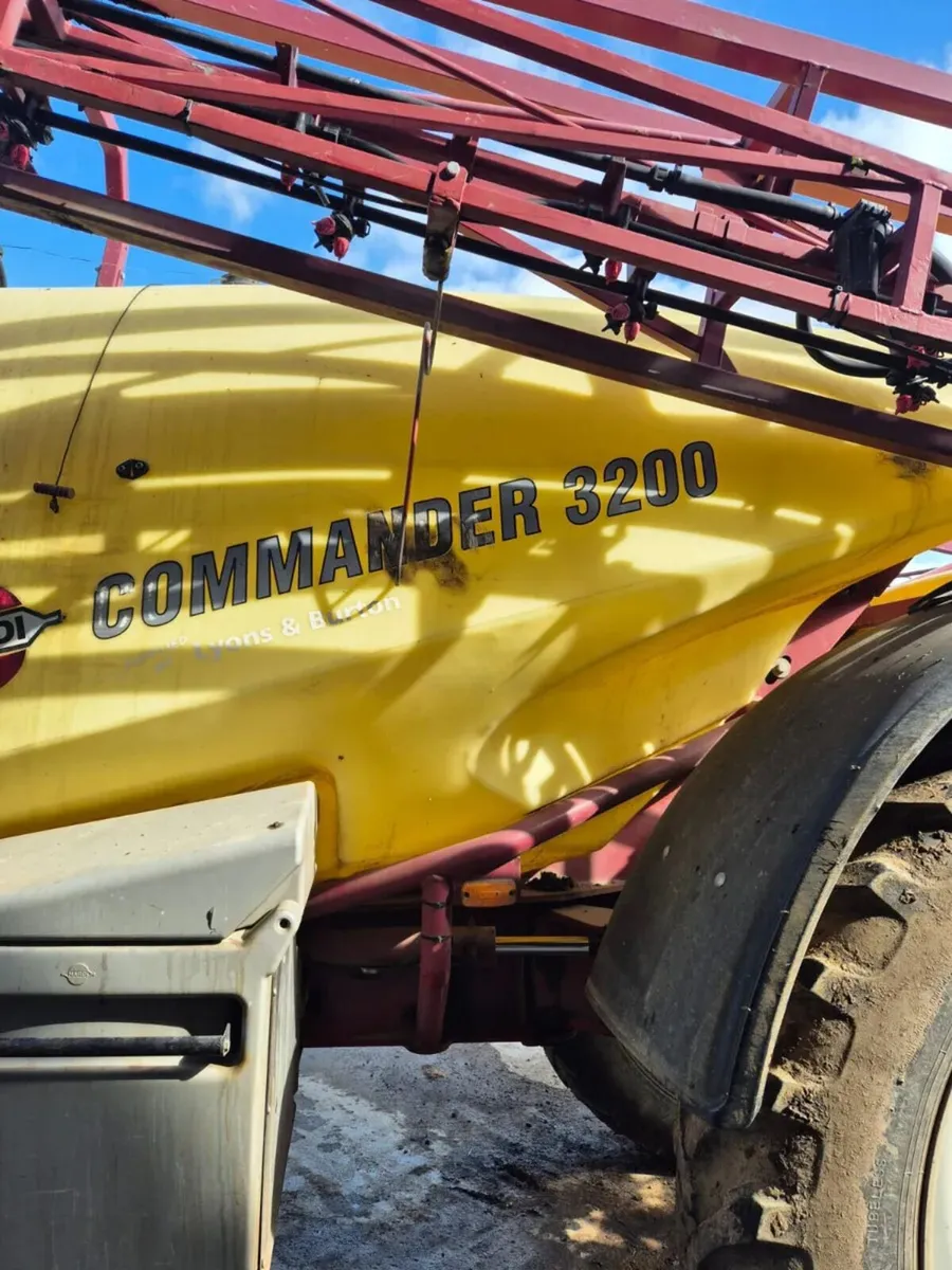 HARDI COMMANDER 3200 - Image 1