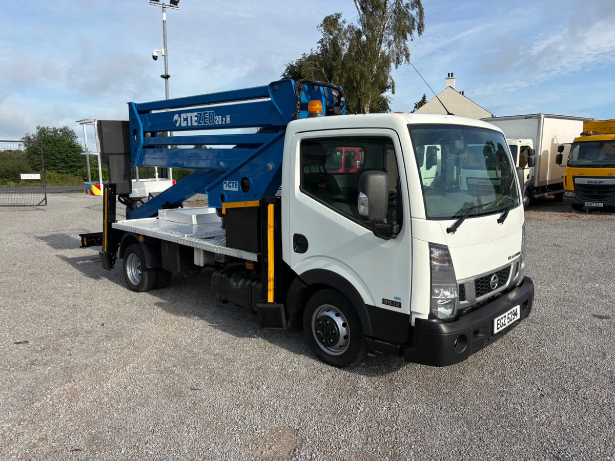 2017 Nissan Cabstar NT400 20M Cherry picker - Image 2