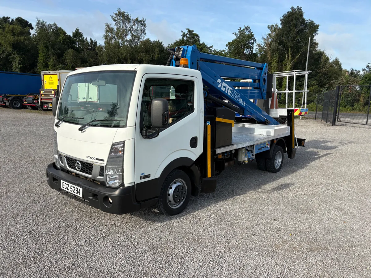 2017 Nissan Cabstar NT400 20M Cherry picker - Image 1