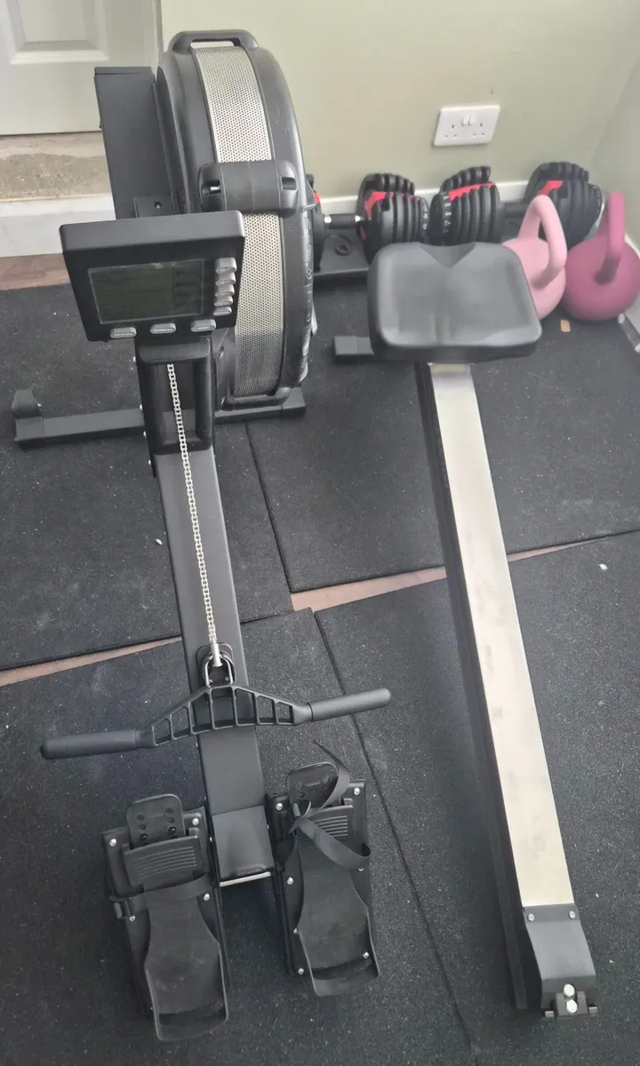 Rowing Machine €450 ono - Image 3