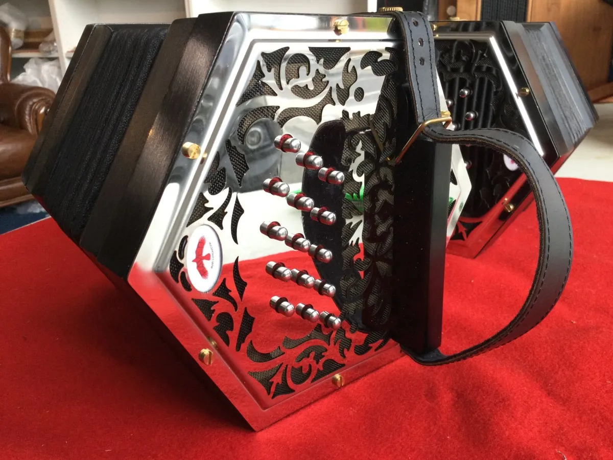 RAVEN  CONCERTINA - Image 3