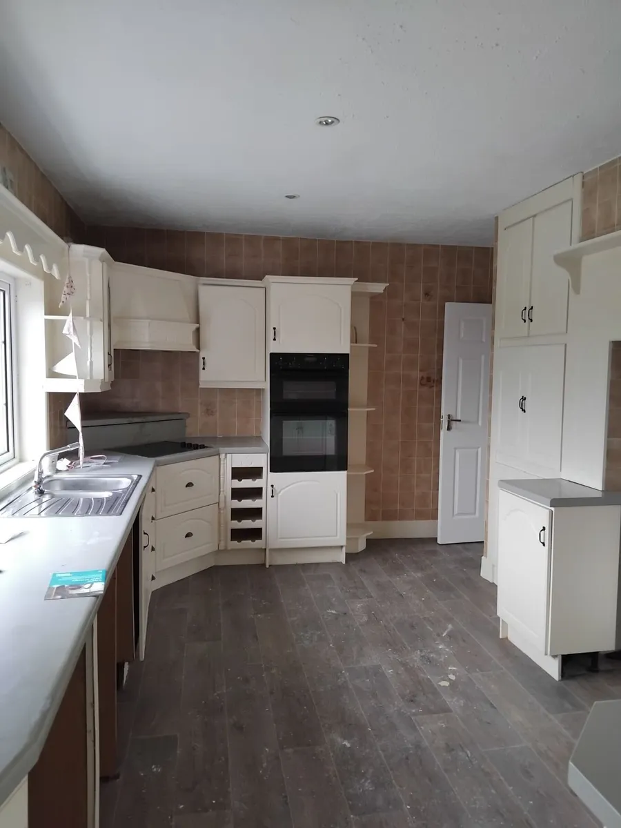 Electric cooker - Image 1