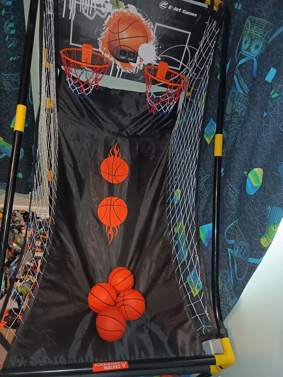 Double shot Basketball Electronic Arcade Game - Image 2