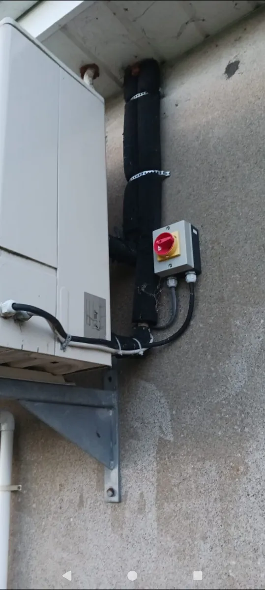 Mitsubishi Electric Ecodan Air Source Heat Pump - Image 2