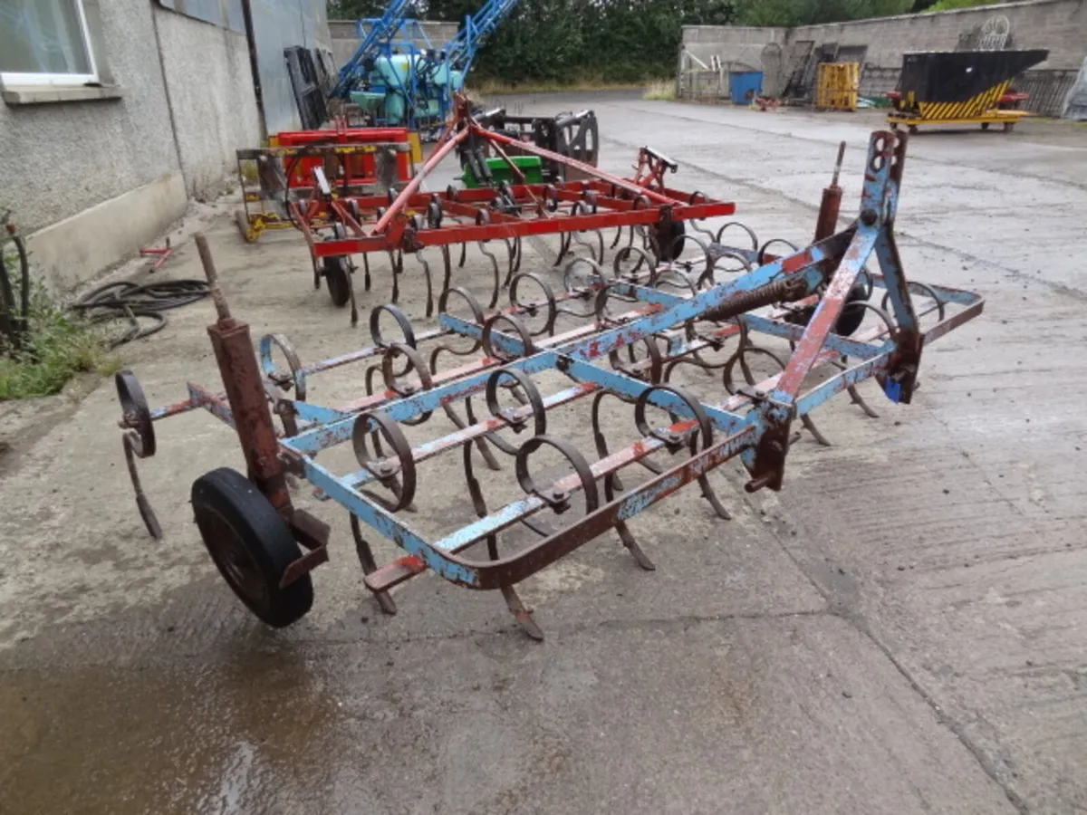 Kongskilde Triple K Springtine Grubber - Image 1