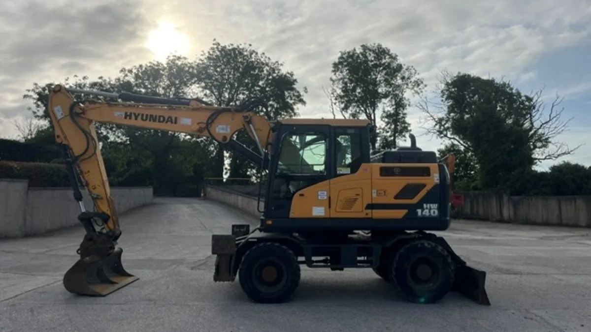 2016 Hyundai HW 140 - Image 1