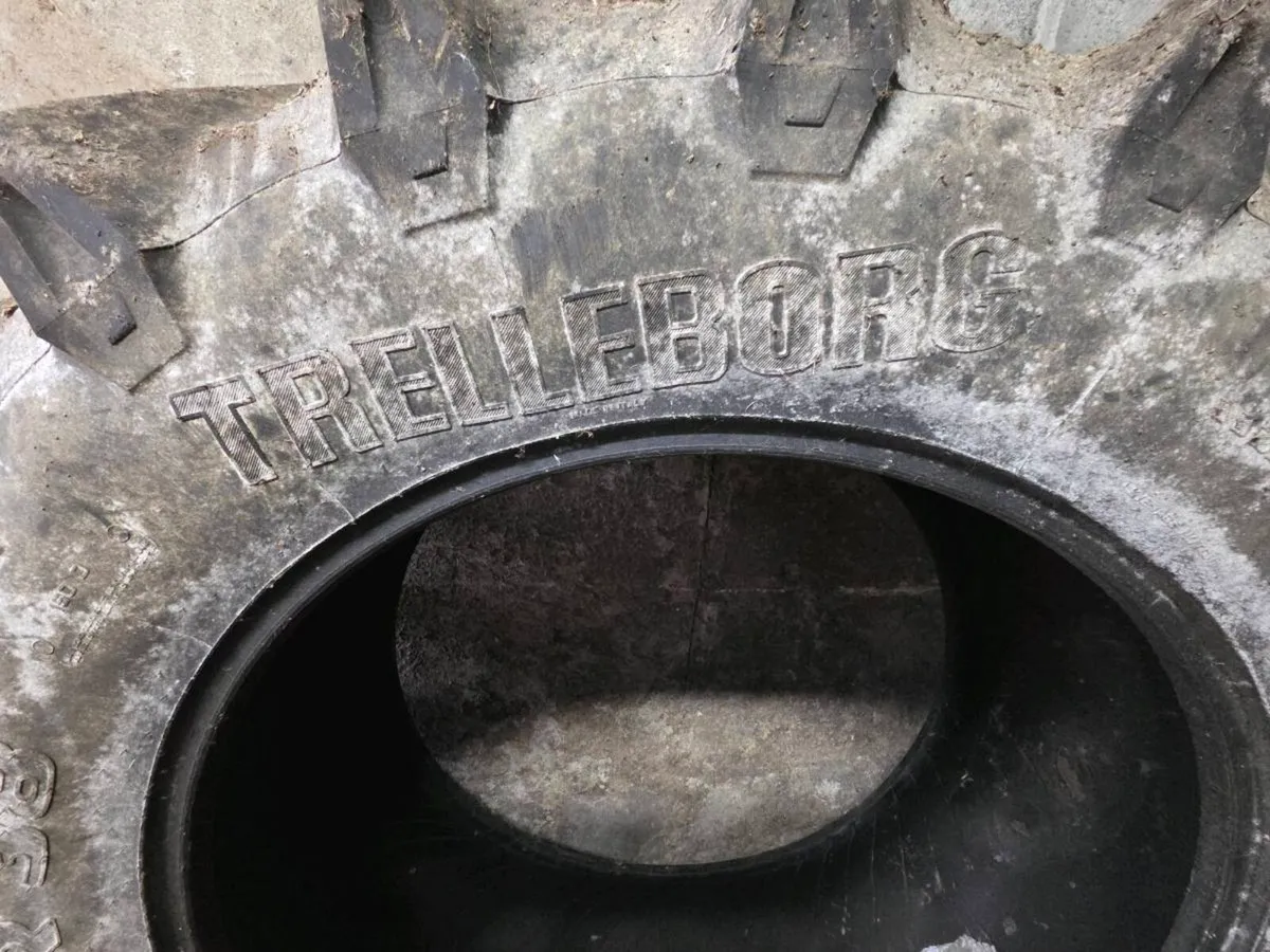 Tractor tyre 1 520 ×70×38 Trelleborg - Image 1