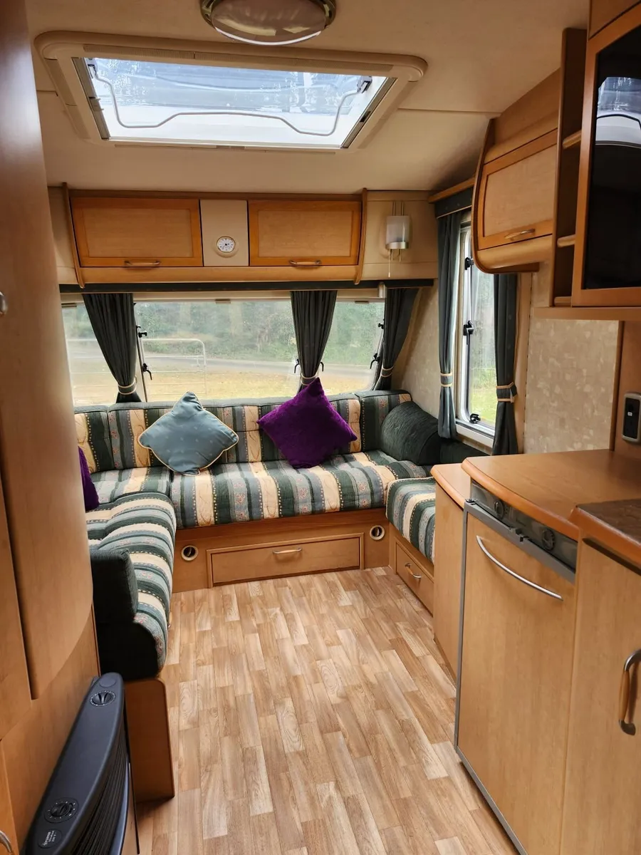 Caravan - Image 4