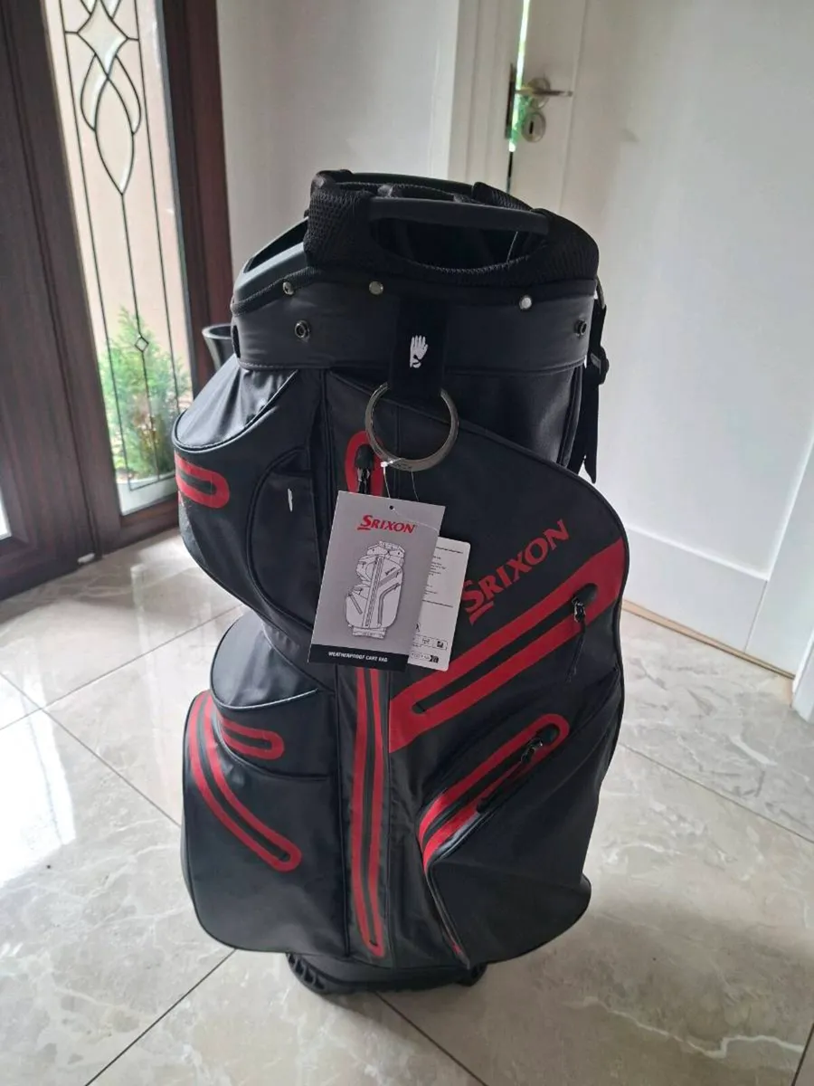 SRIXON weatherproof golf bag - Image 3