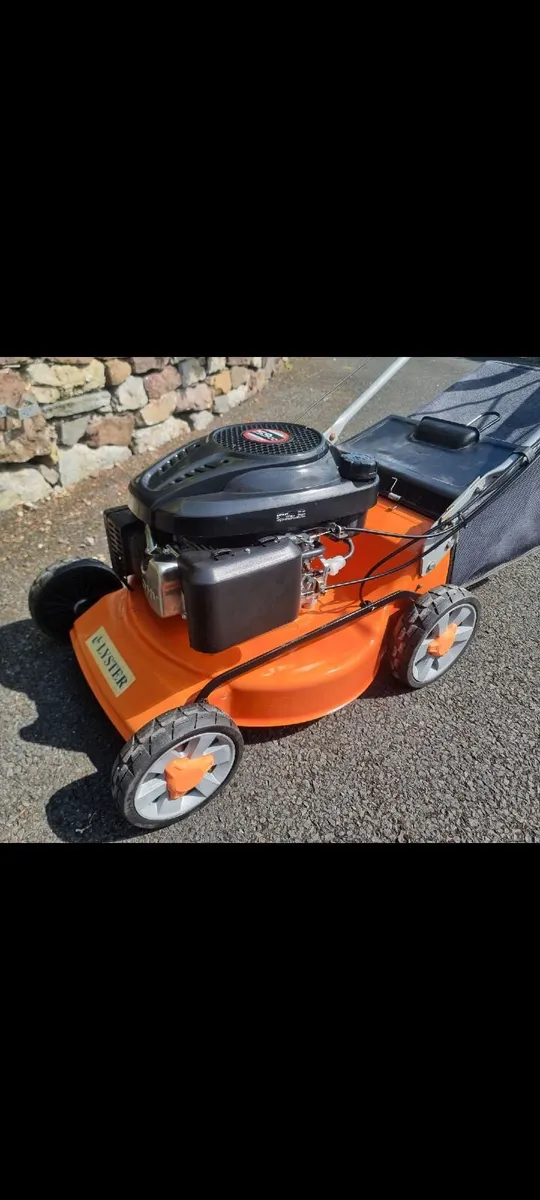 Lawnmower Self-propelled 19inch cut. - Image 3