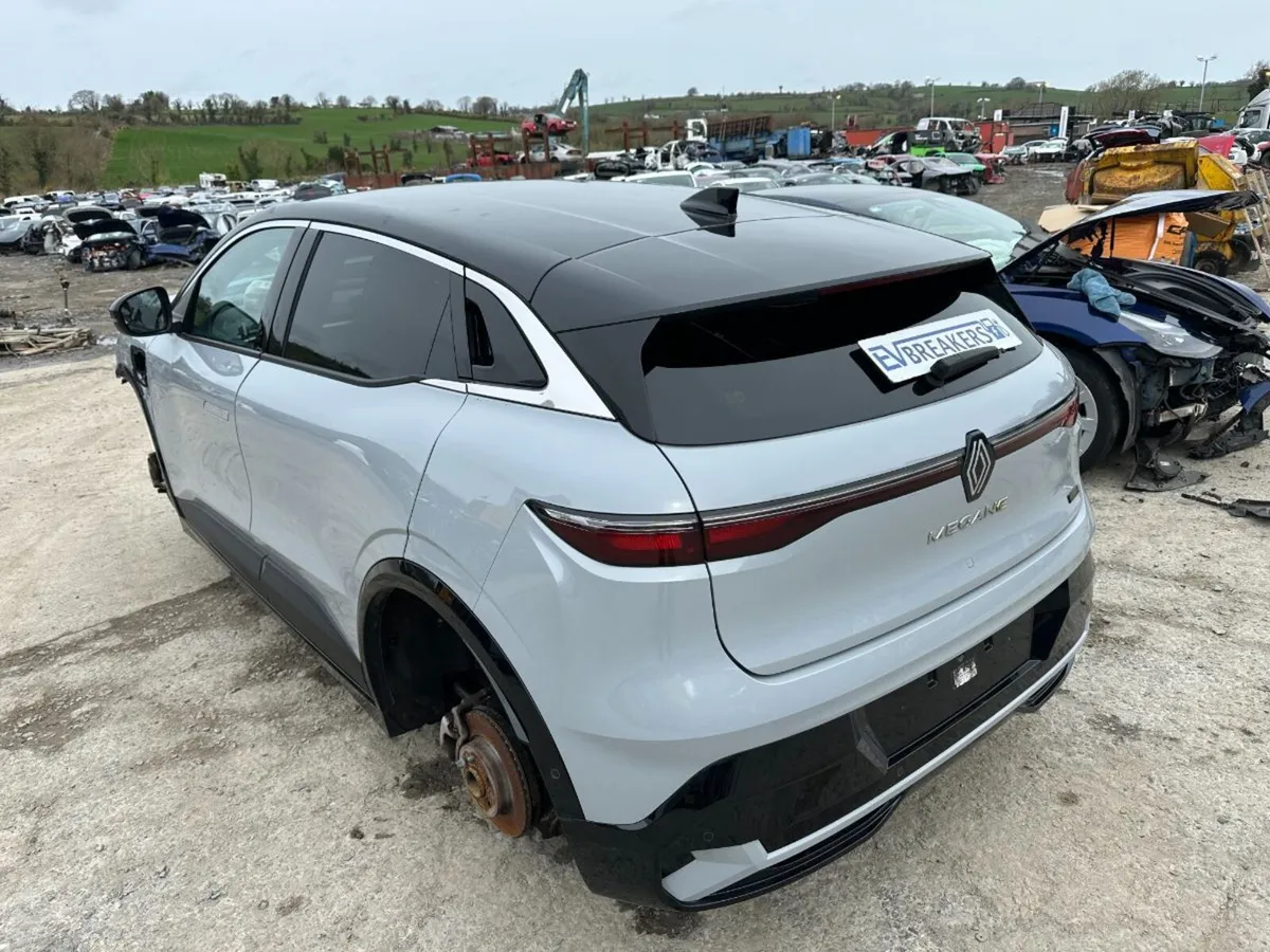 RENAULT MEGANE FOR BREAKING - MULTIPLE IN STOCK - Image 1