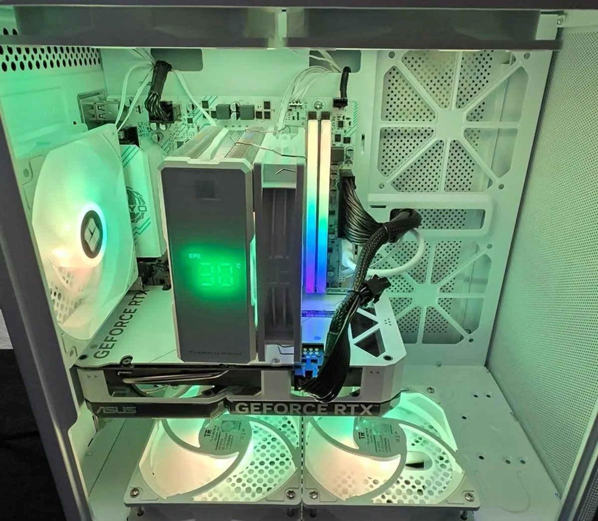 White Gamer Ryzen 5 RTX 4060 Gaming PC - Image 4