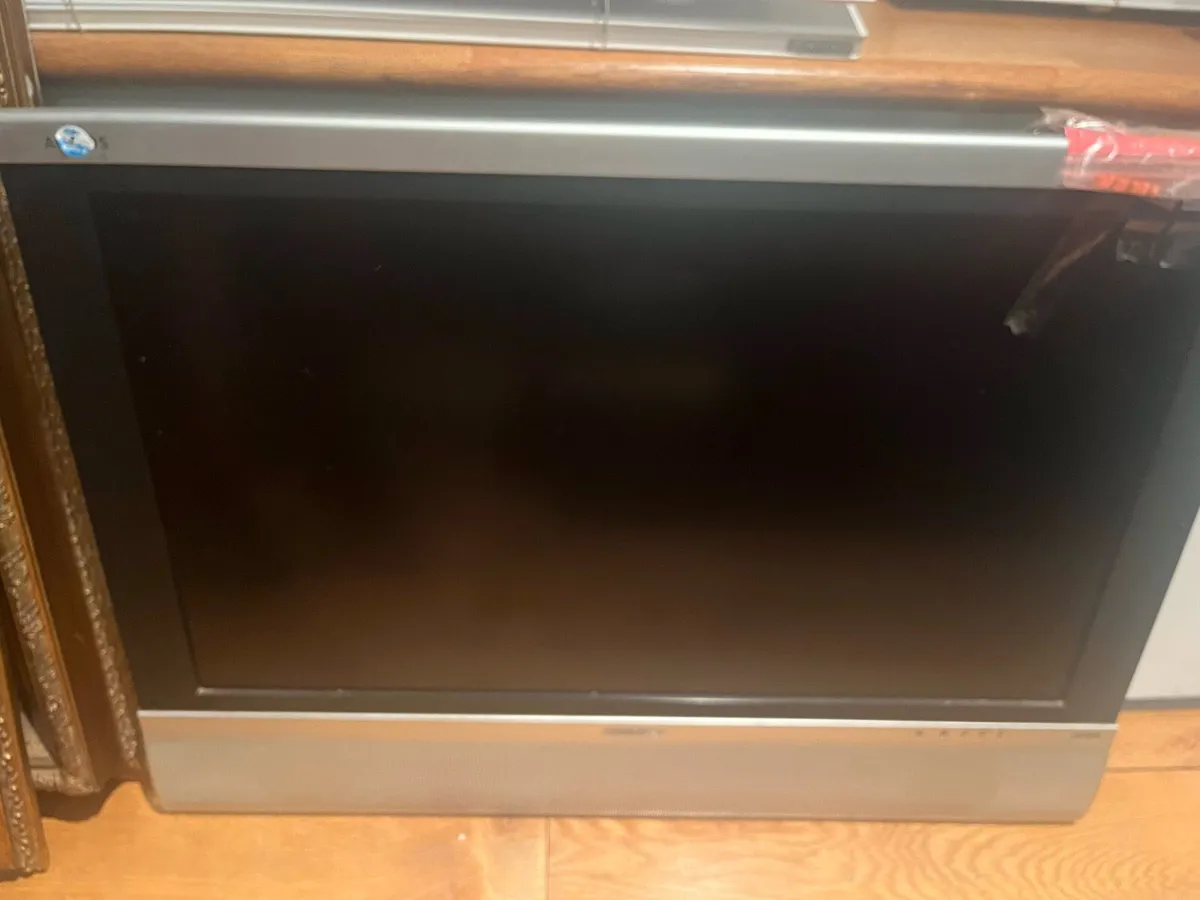 Sharp 32 inch Colour TV - Image 1