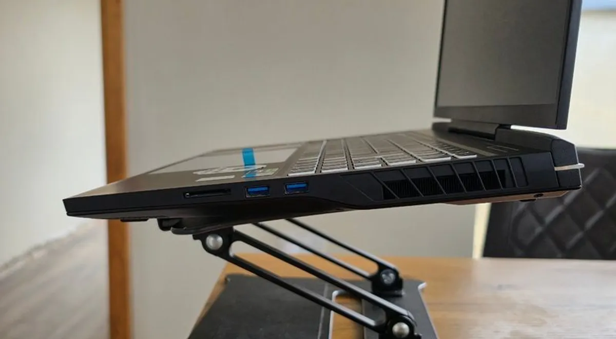 Gaming Laptop: Pc Specialist Recoil Series 17" Qhd - Image 2