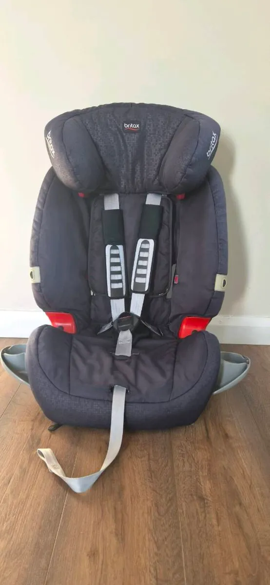 Child Car Seat - Image 3
