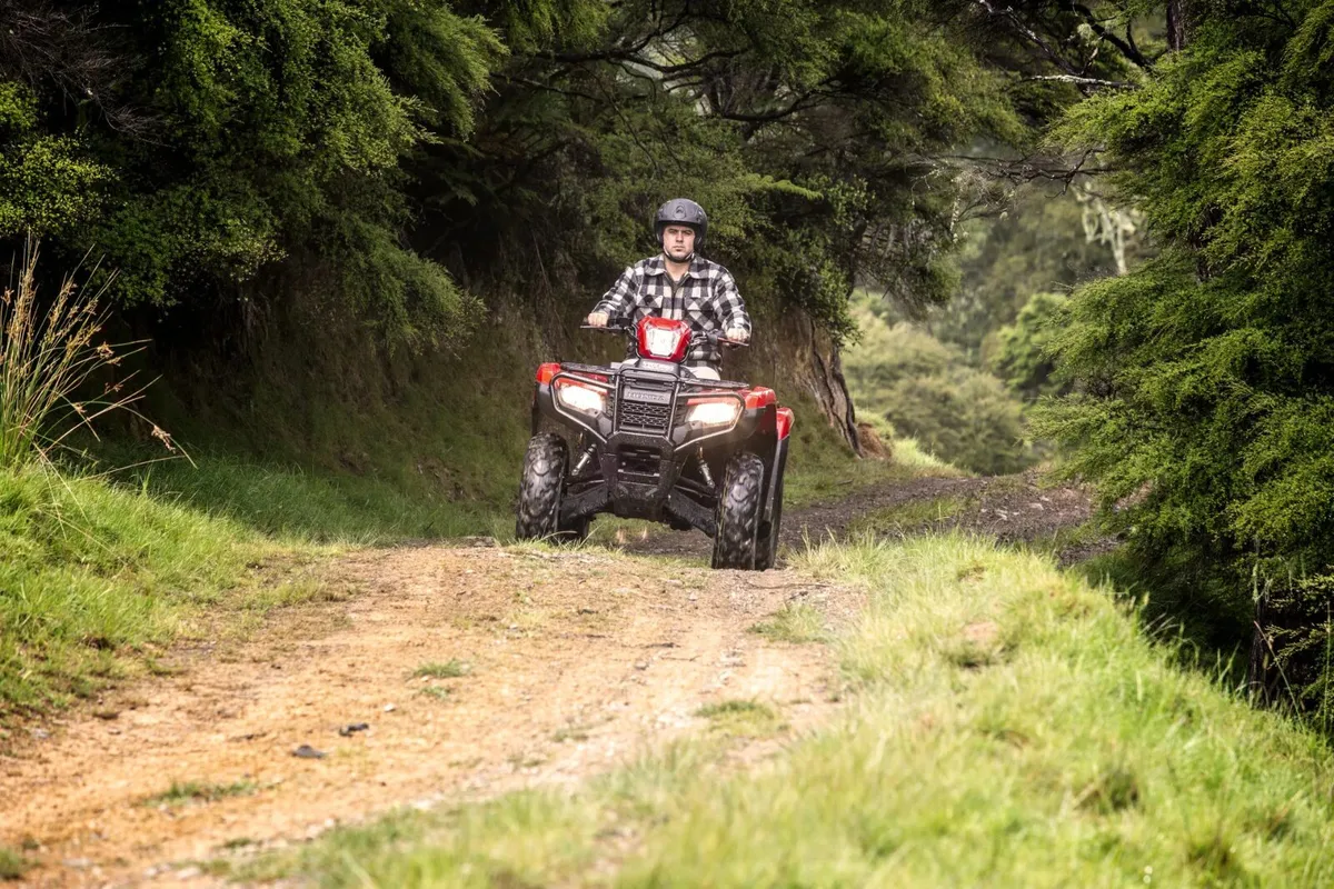 Honda TRX 520FE2 Quad - Image 3