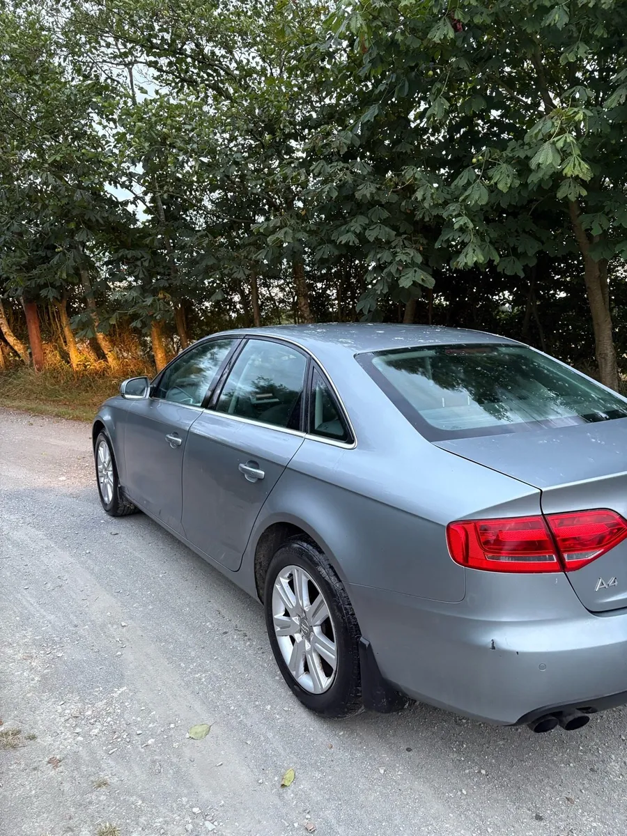 2011 Audi A4 - Image 4