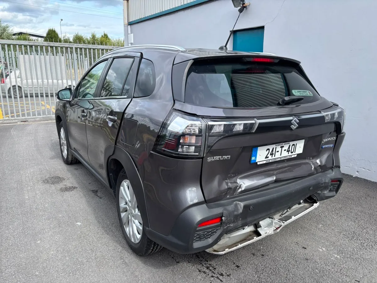 2024 Suzuki sx4 - Image 2