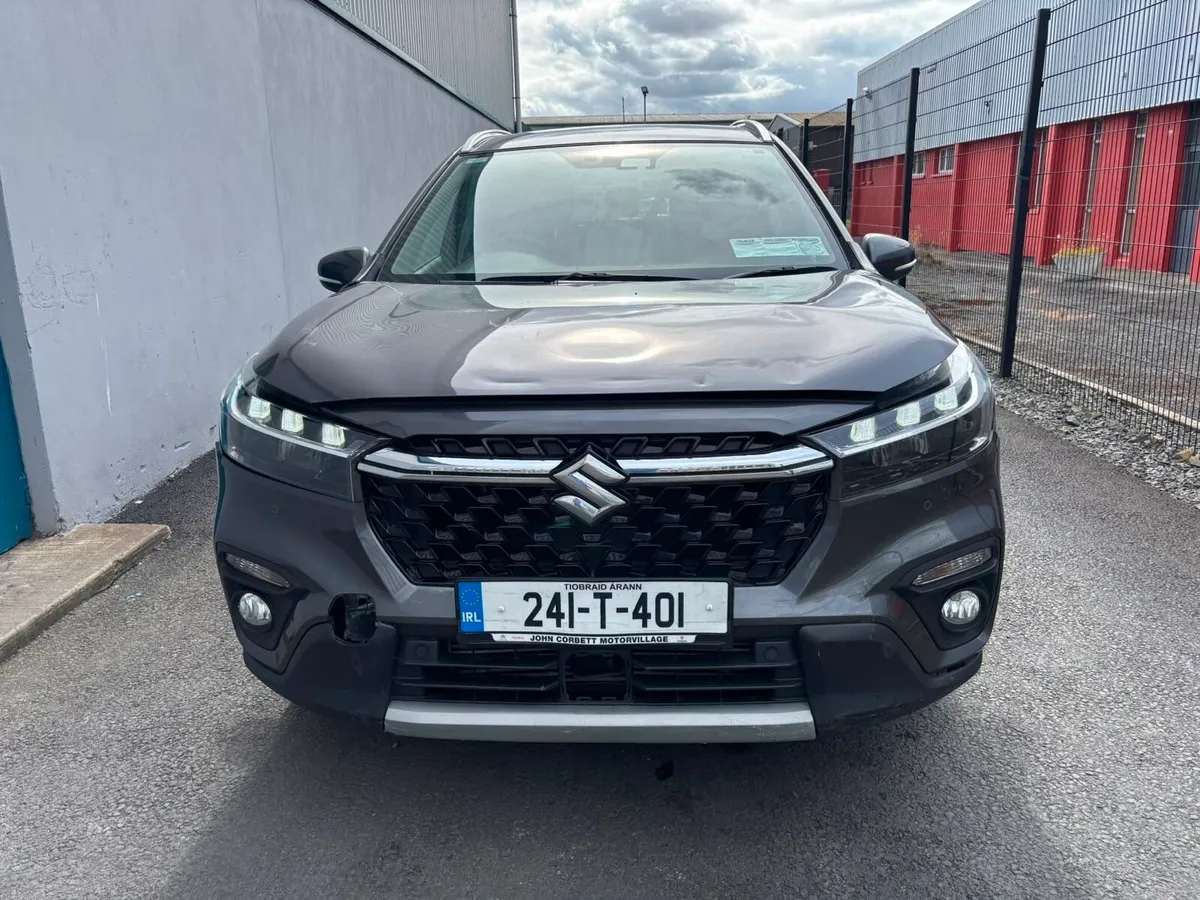 2024 Suzuki sx4 - Image 4