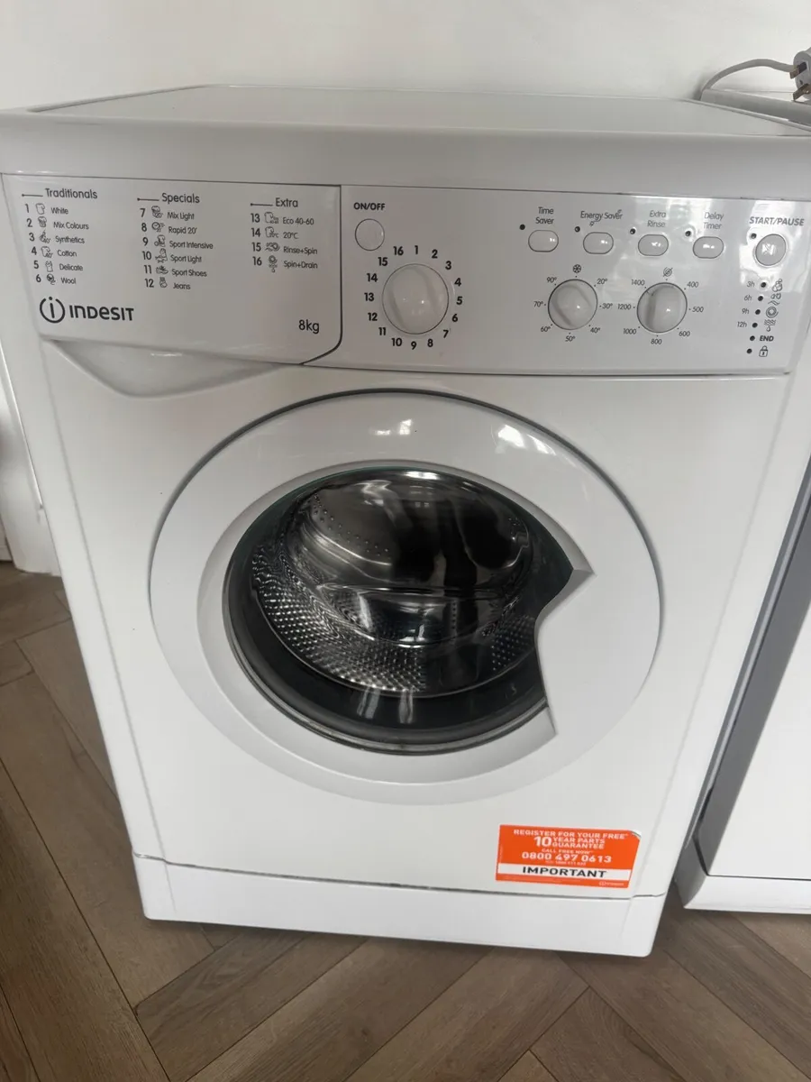 Washing machine - Image 1