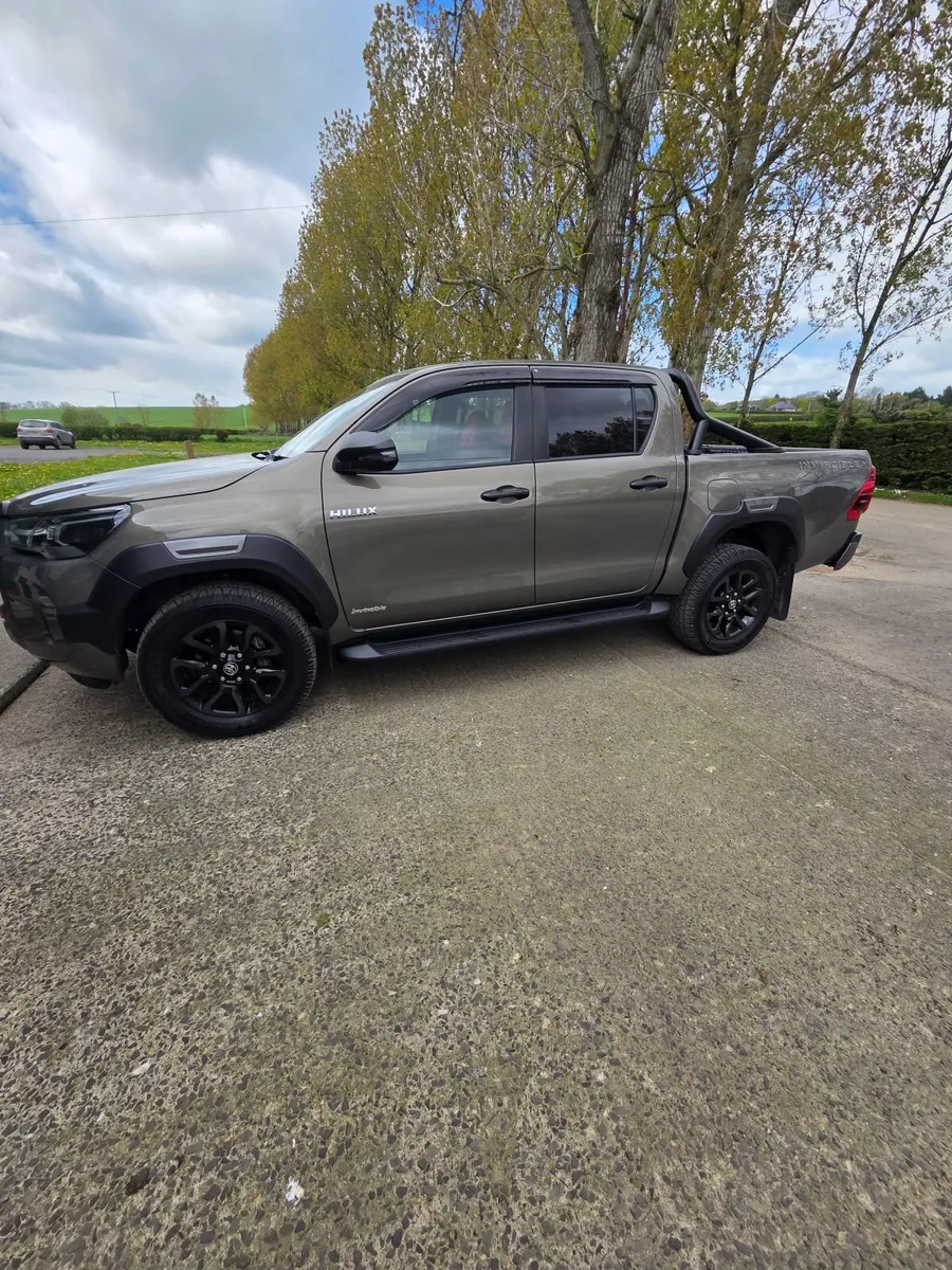 Toyota Hilux 2022 - Image 4