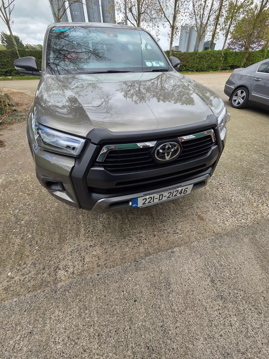 Toyota Hilux 2022 - Image 1