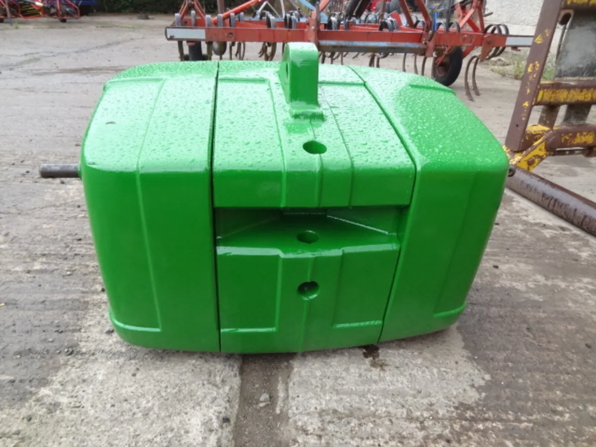 John Deere BPW 900KG Front Tractor Weight - Image 2