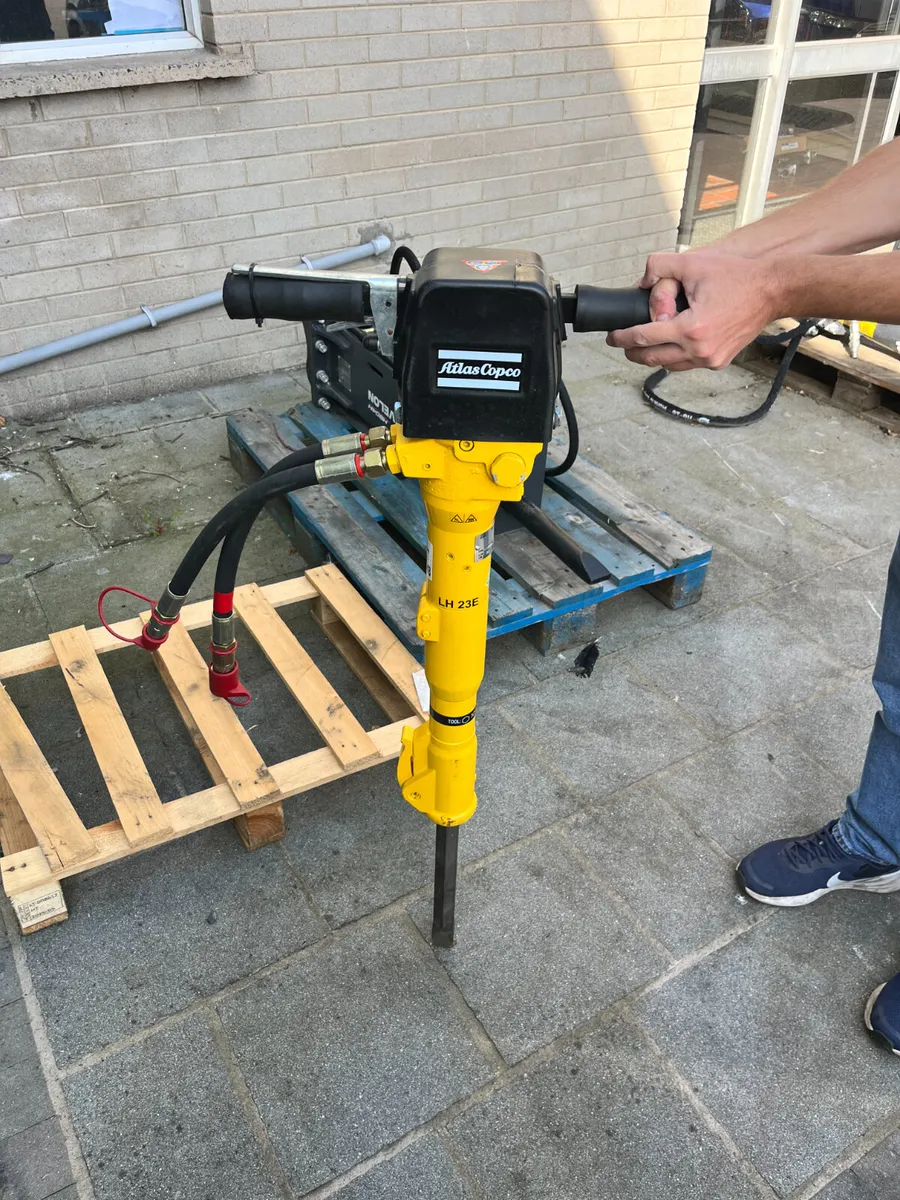 Atlas Copco LH23E Hydraulic Breaker - Image 2