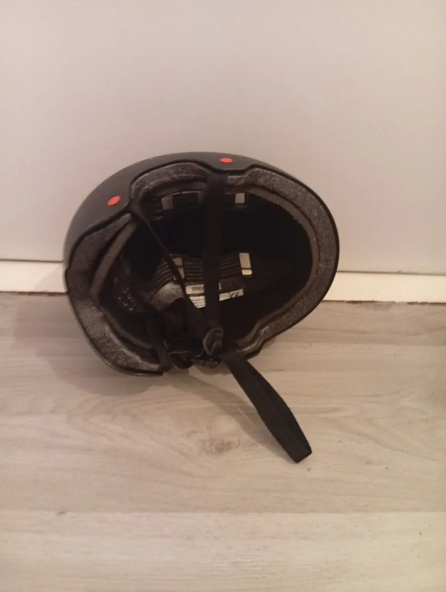 Quality Universal MANGOOSE Helmet M-Size - Image 3