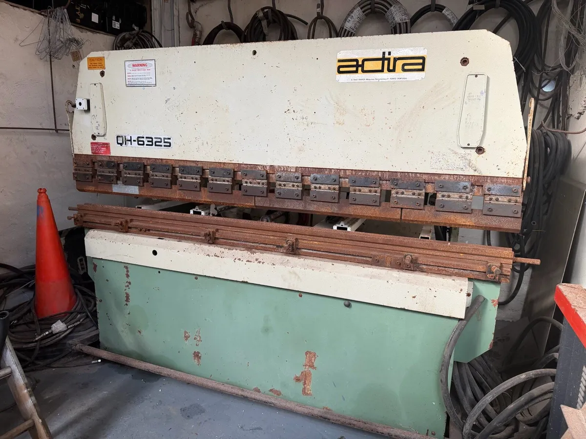 Adira  63 ton 2.5 metres Press brakes hydraulic - Image 1