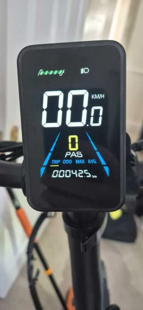 Engwe Engine Pro 2.0 Folding Electric Bike - Image 3