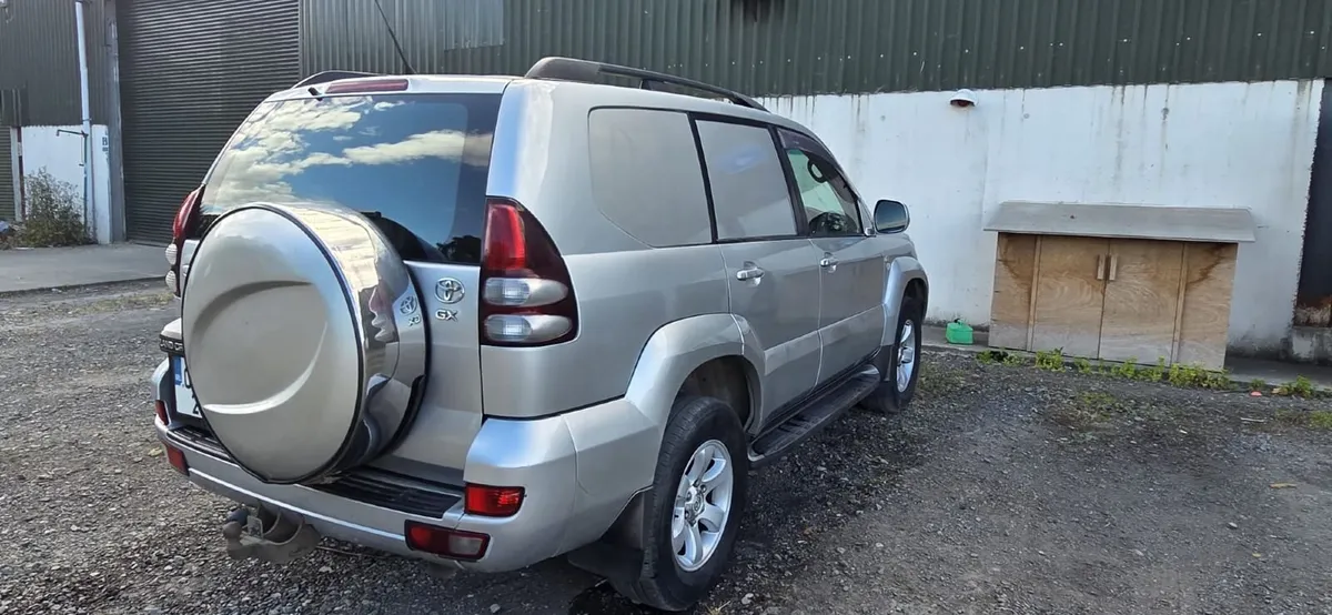 Toyota Land Cruiser 2007 - Image 3
