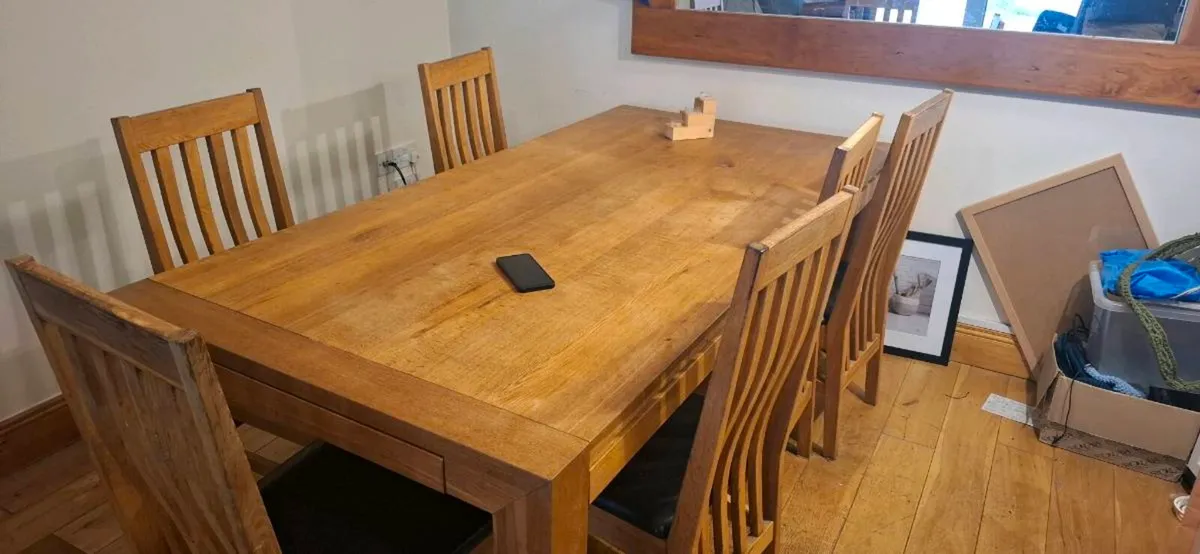 Oak Dining Table and six chairs - Image 1