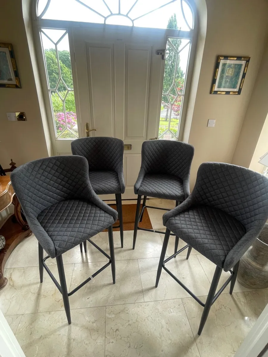 Kitchen counter high stools - Image 1
