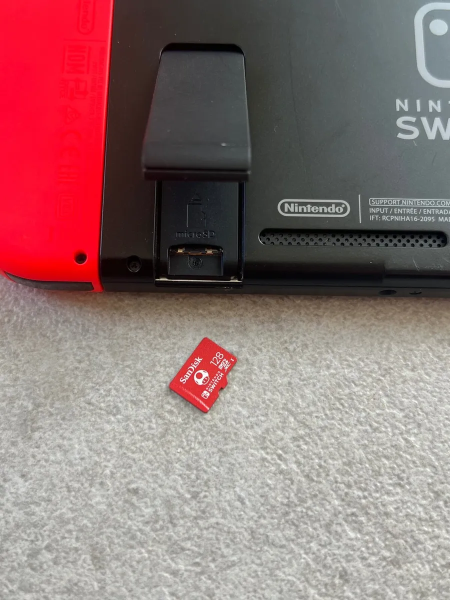 Nintendo Switch Console Bundle - Image 2