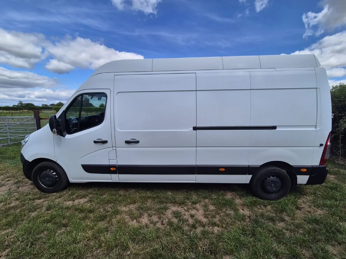 Renault Master 2017 High Roof Long Wheelbase - Image 4