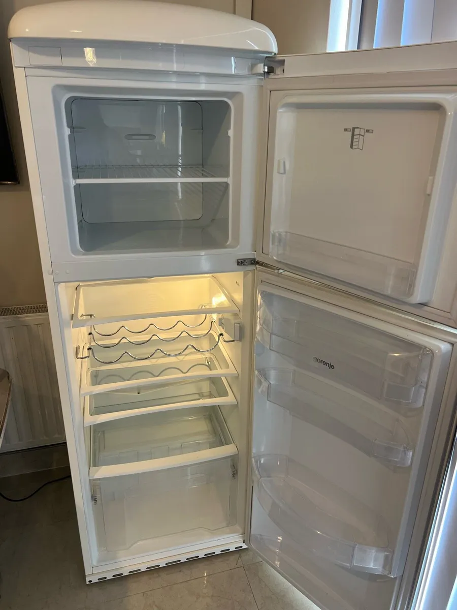 Fridge freezer - Image 4