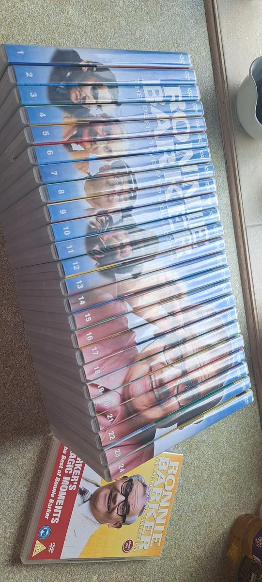 Dvds box sets - Image 1