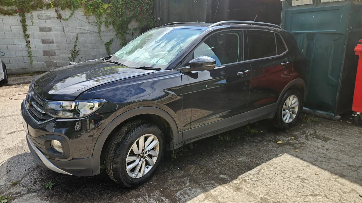Vw T-Cross 2023 1ltr petrol manual 49km - Image 1