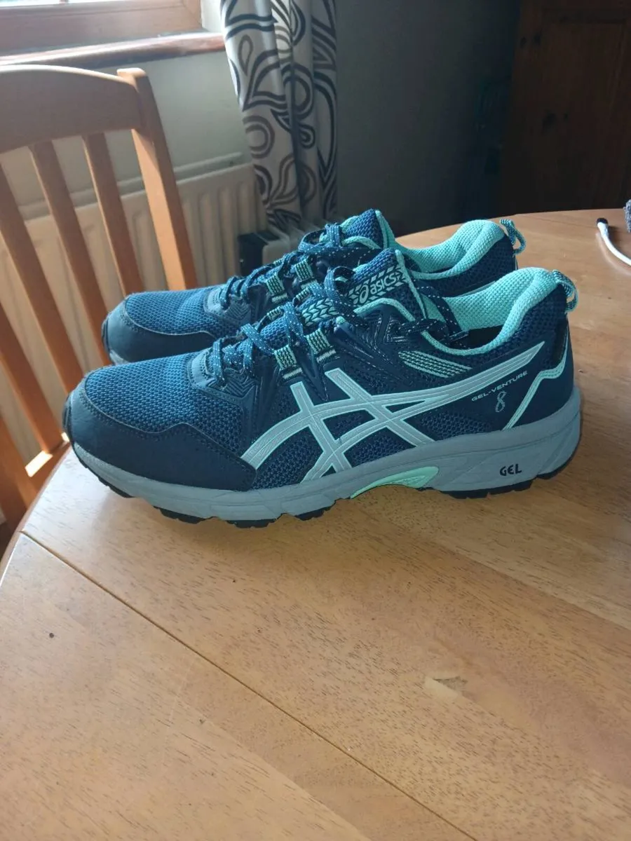 Trainers - Image 2