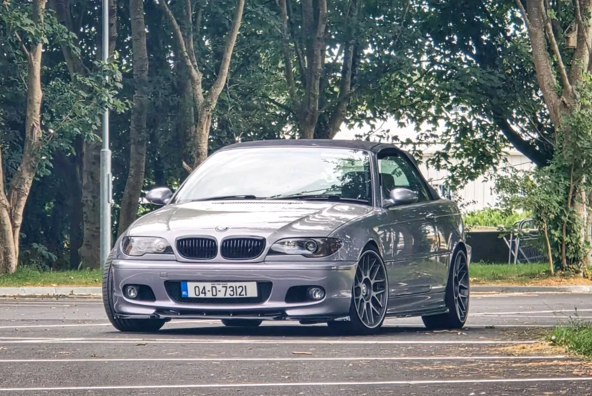 04 e46 hard top convertible. - Image 1